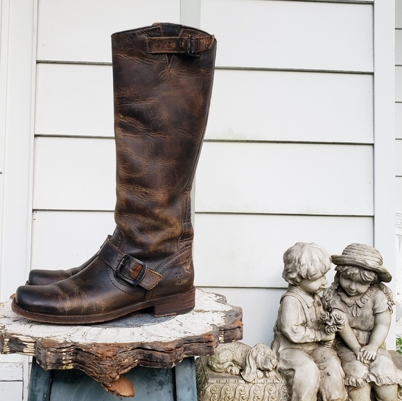 🚫SOLD🚫Frye Antique Brown Tall Engineer Boots 6.5 - Picture 3 of 8